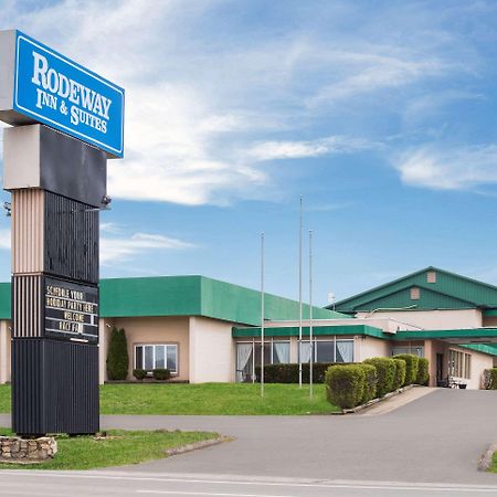 Rodeway Inn And Suites Portsmouth Εξωτερικό φωτογραφία