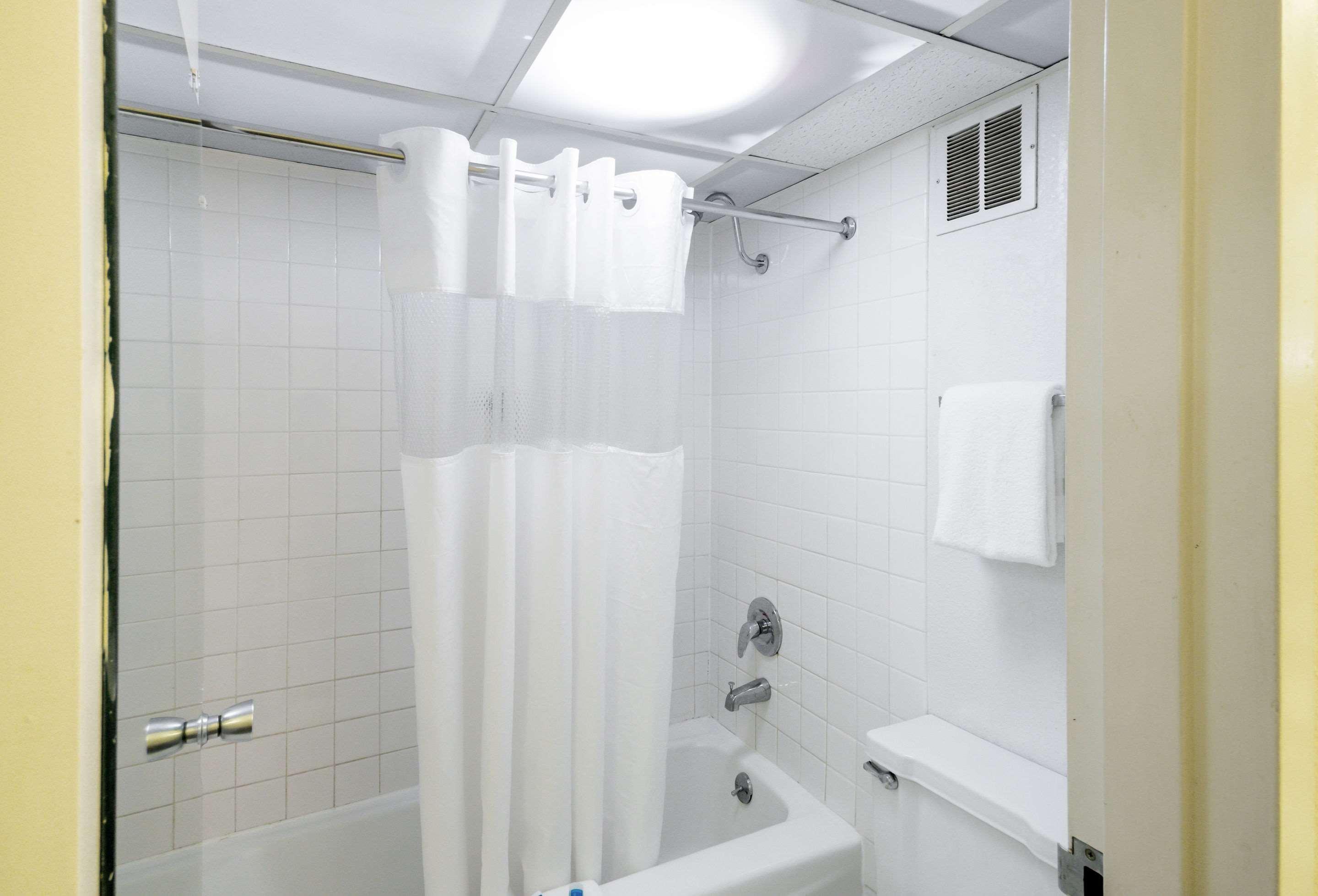 Rodeway Inn And Suites Portsmouth Εξωτερικό φωτογραφία