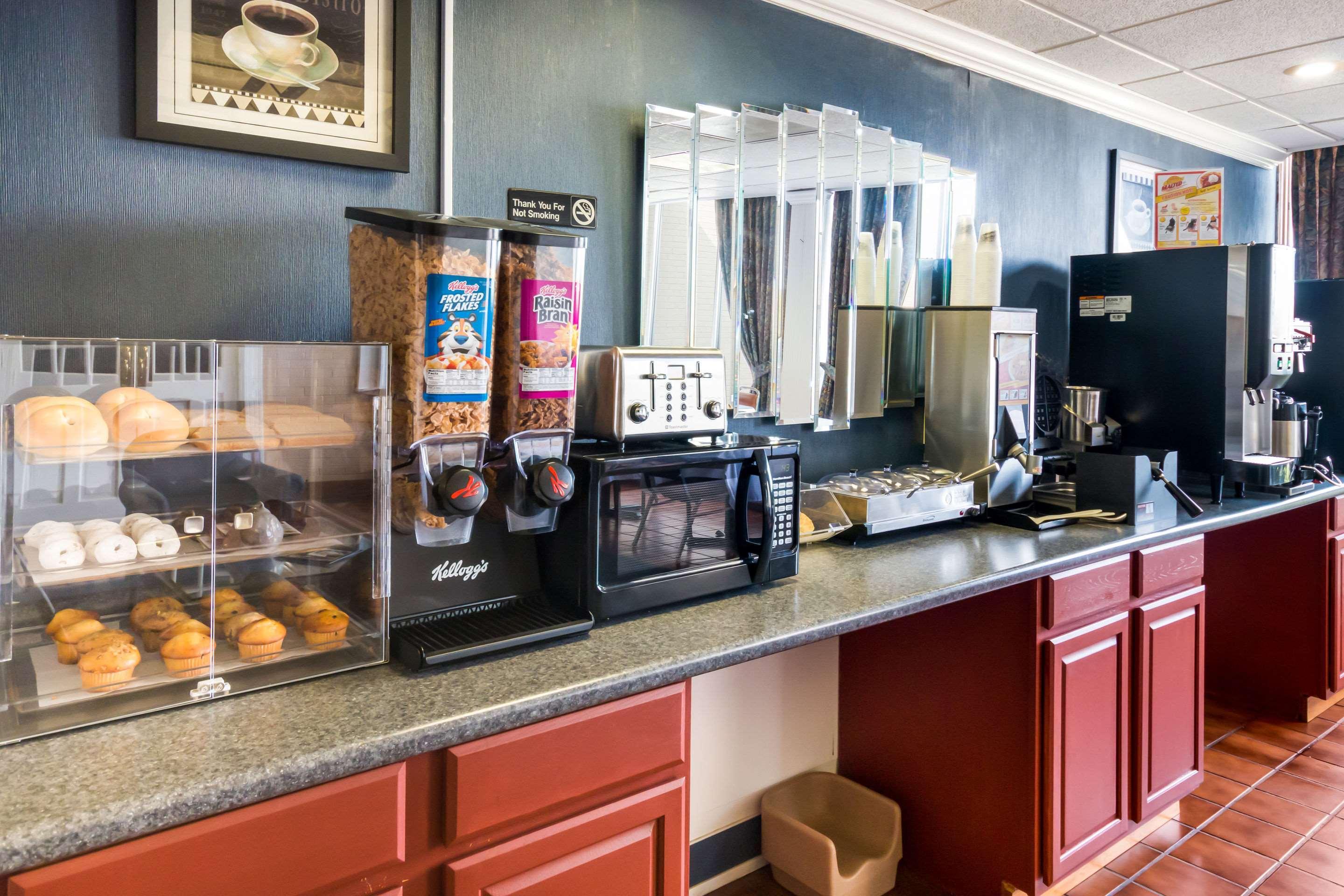 Rodeway Inn And Suites Portsmouth Εξωτερικό φωτογραφία