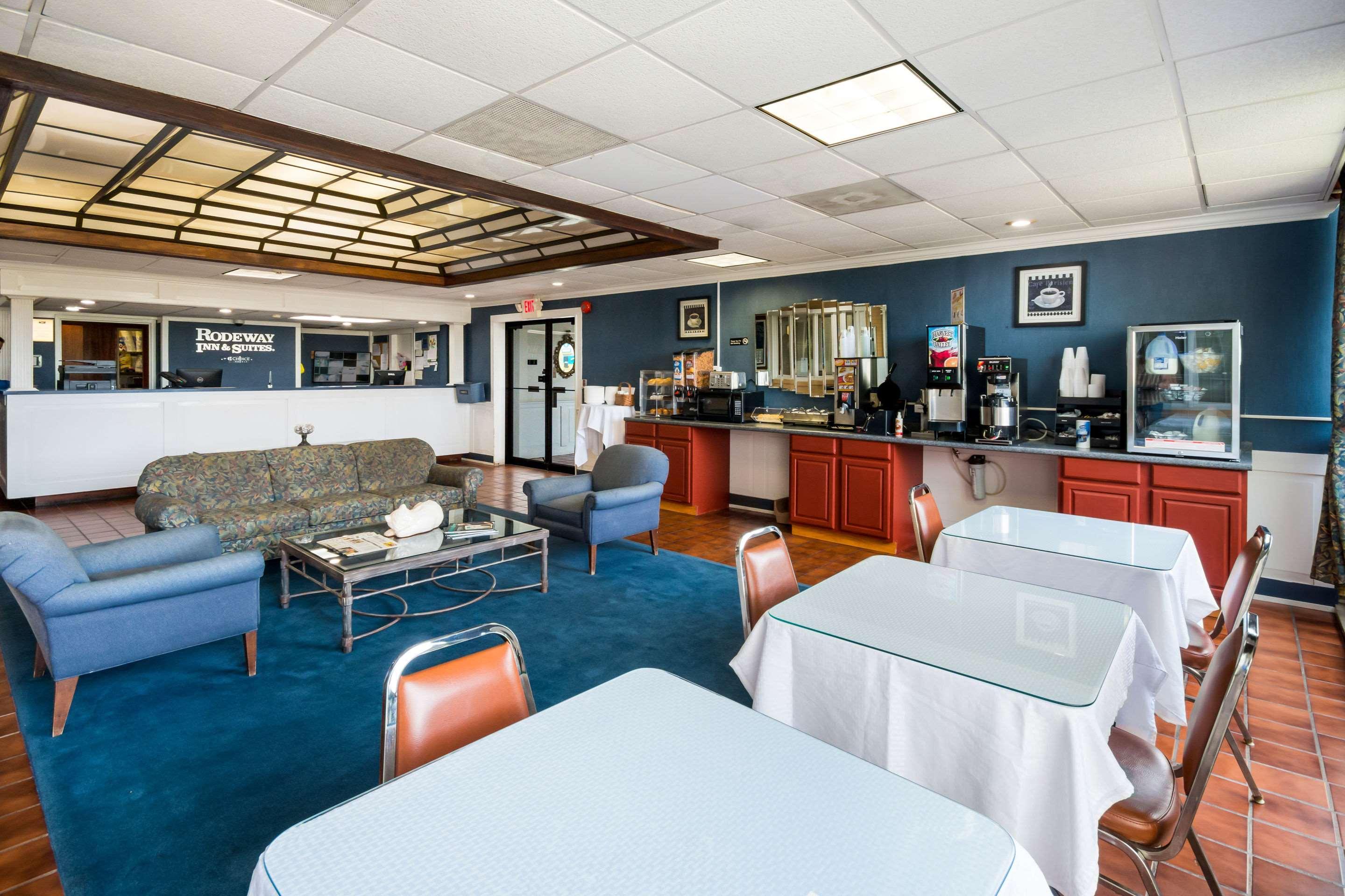 Rodeway Inn And Suites Portsmouth Εξωτερικό φωτογραφία