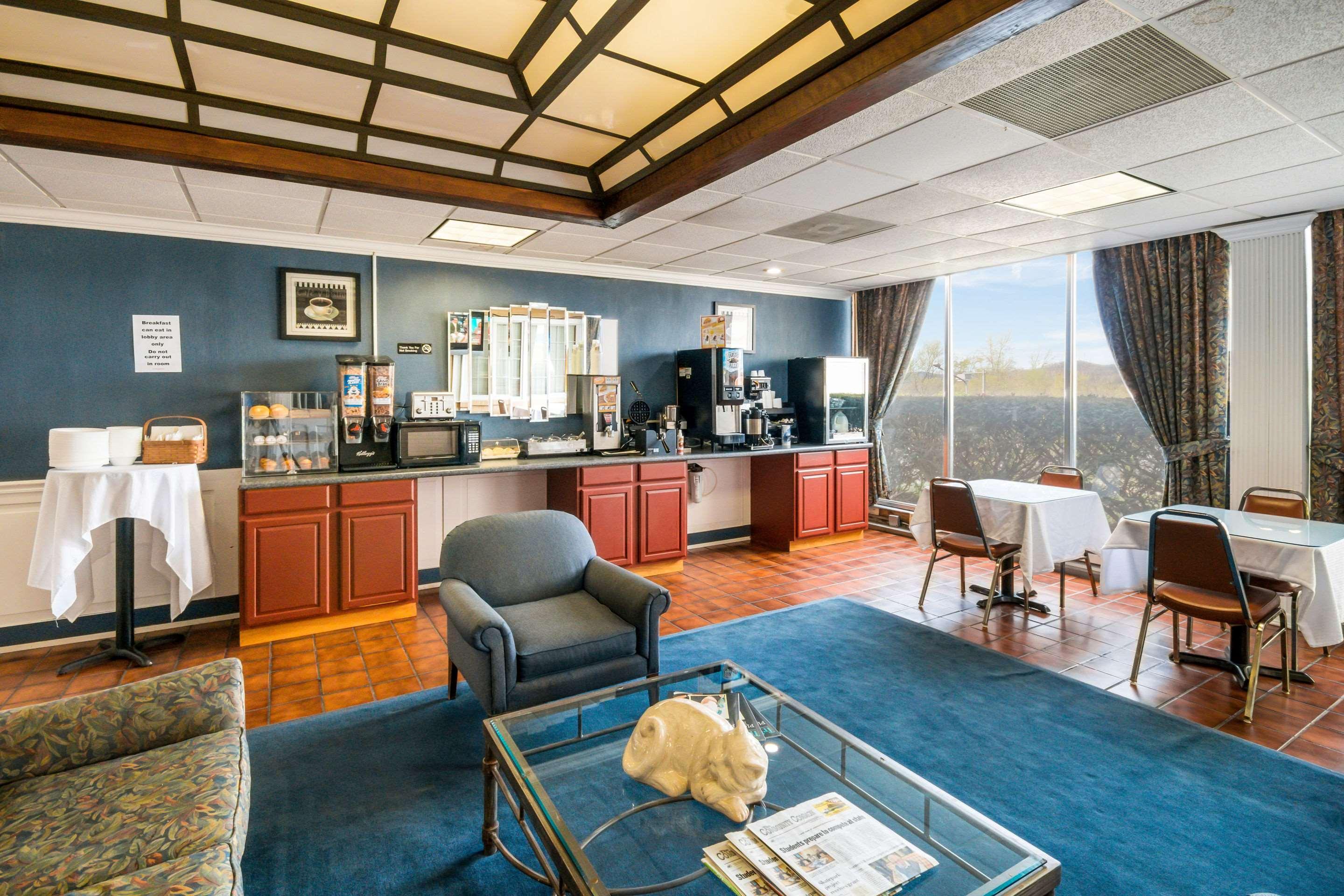 Rodeway Inn And Suites Portsmouth Εξωτερικό φωτογραφία