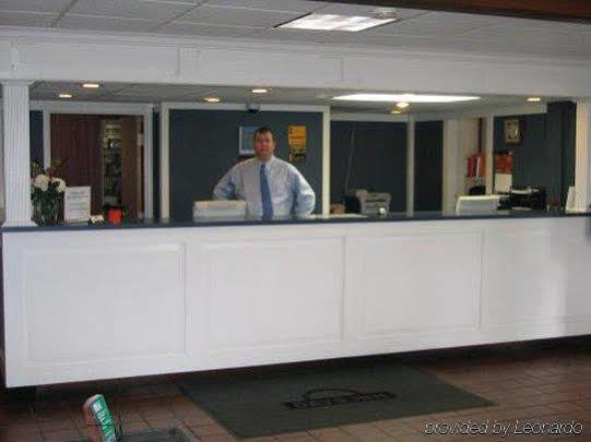 Rodeway Inn And Suites Portsmouth Εσωτερικό φωτογραφία