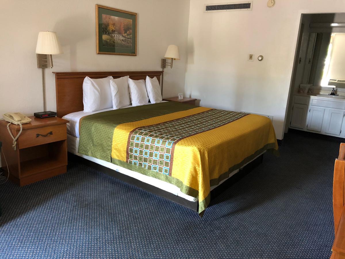 Rodeway Inn And Suites Portsmouth Εξωτερικό φωτογραφία