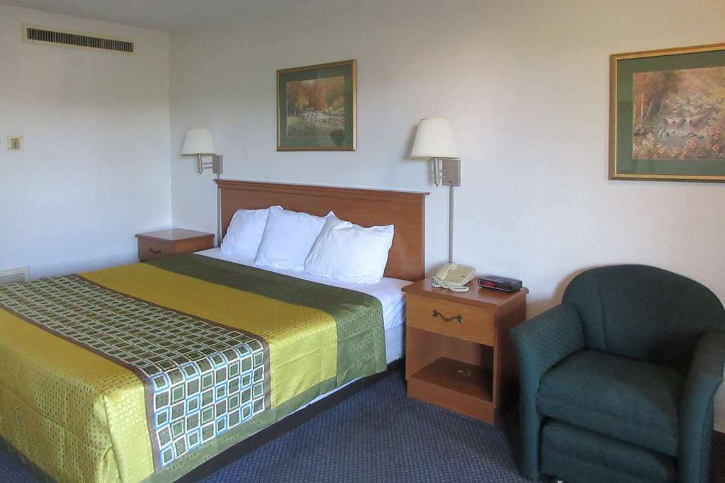 Rodeway Inn And Suites Portsmouth Δωμάτιο φωτογραφία